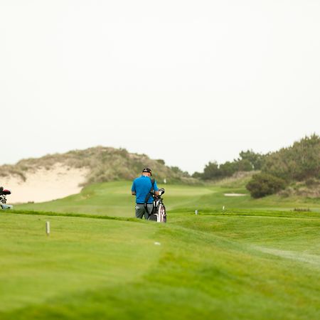 Praia D'El Rey Marriott Golf & Beach Resort Praia del Rei Luaran gambar Golfers at the 2009 KLM Open